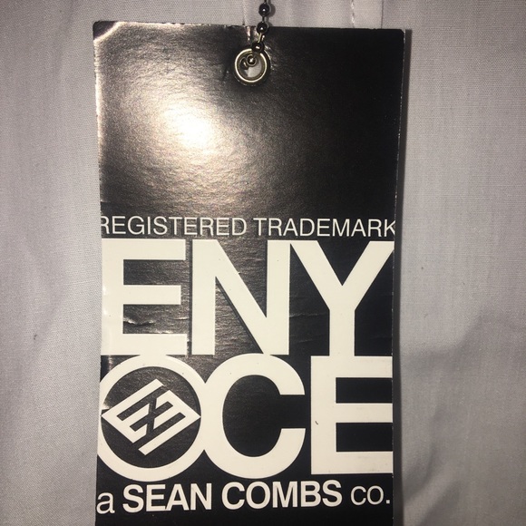 ENYCE NWT Button Down Size L - Picture 6 of 7